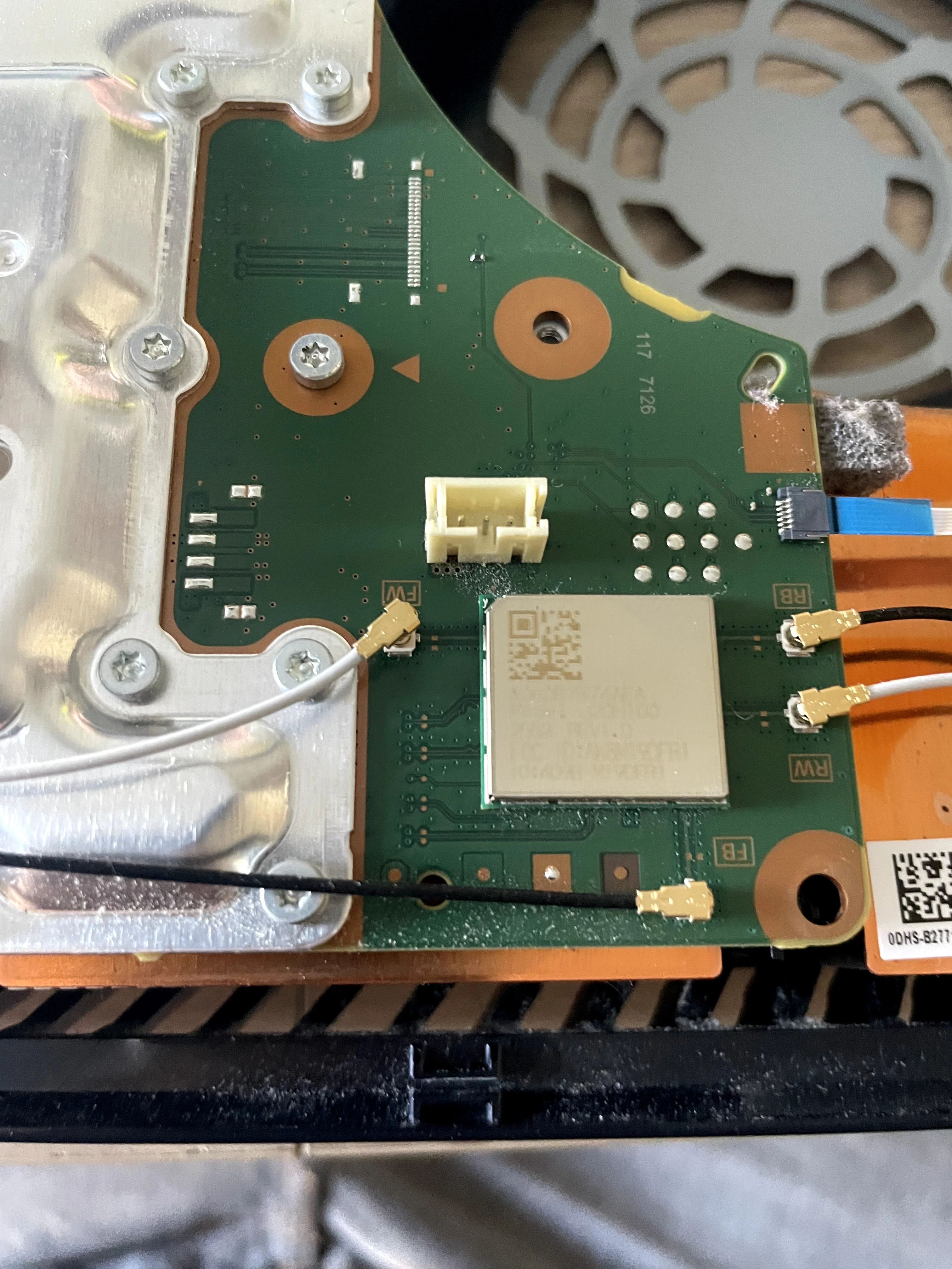 Forfait Entretien PS5 : Dépoussiérage & Remplacement Métal Liquide — photo 3